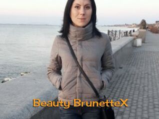 Beauty_BrunetteX