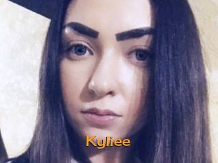 Kyliee_