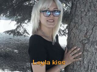 Leyla_kiss