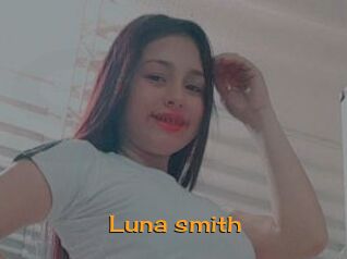 Luna_smith