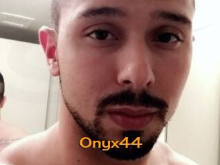 Onyx44