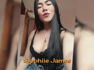 Sophiie_James